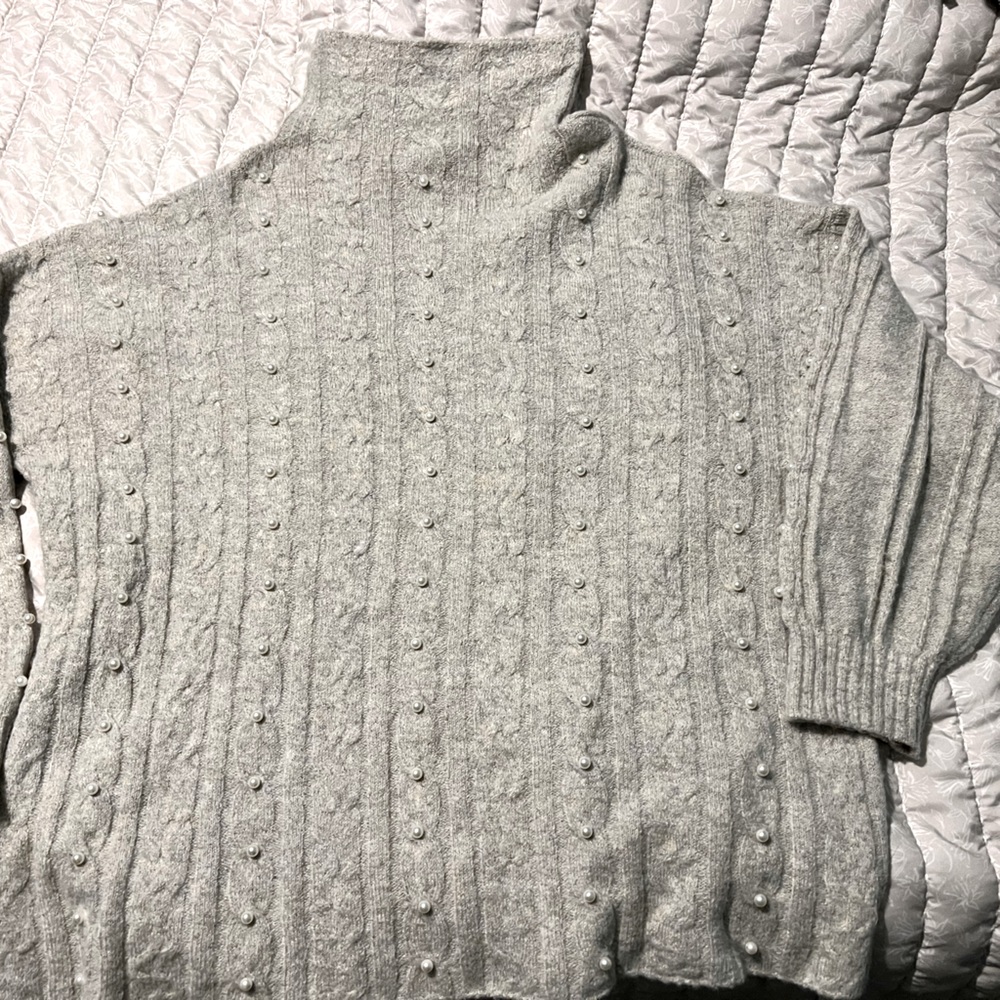 Woman’s Nic & Zoe sweater. XL. Has little pearls on the front in lines.